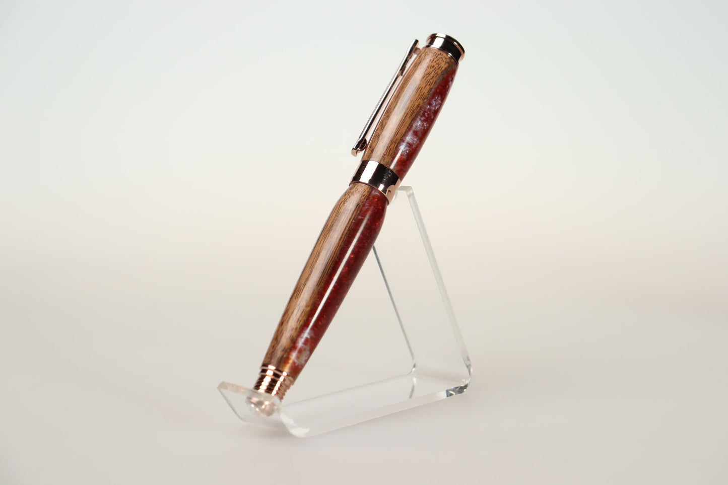Walnut and Resin Leveche Fountain Pen in Rose Gold